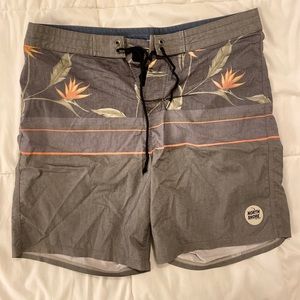 MENS BOARDSHORTS